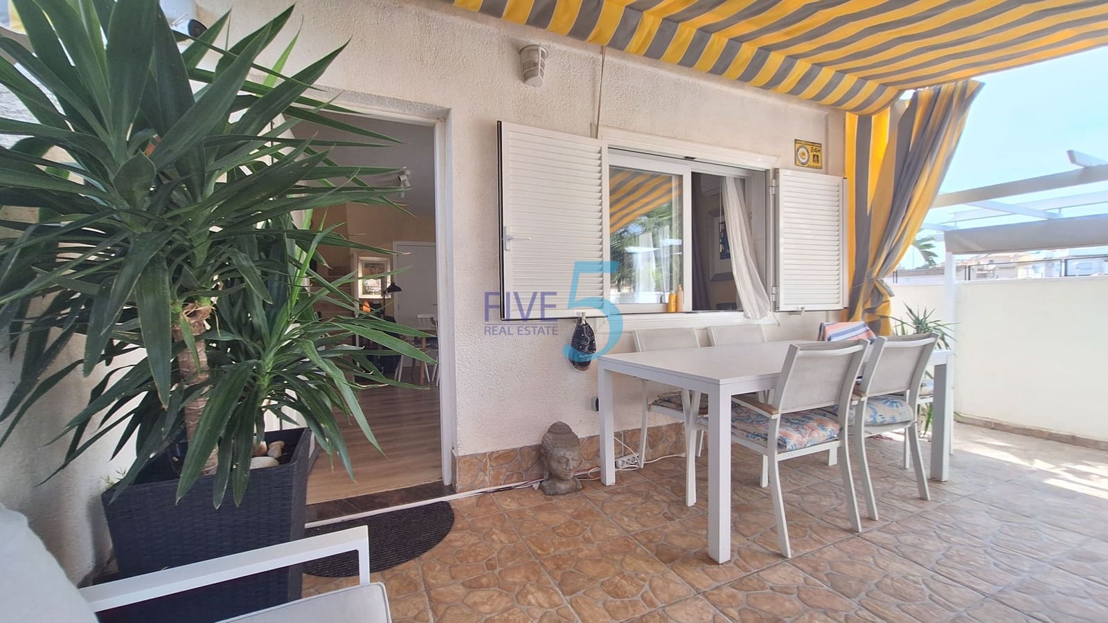 1 soveværelse Semi-Rækkehus til salg i Alicante by med swimmingpool garage - € 219.000 (Ref: 10140113)