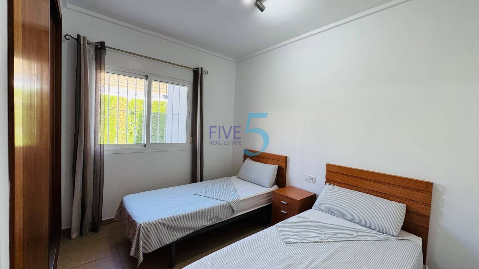 3 slaapkamer Villa te koop in Ciudad Quesada met zwembad garage - € 599.000 (Ref: 10141563)