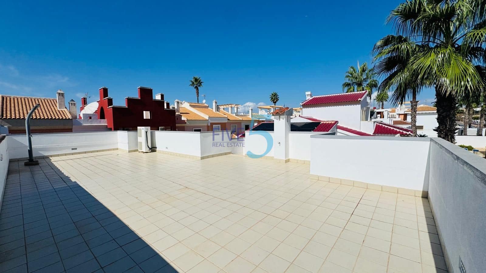3 slaapkamer Villa te koop in Ciudad Quesada met zwembad garage - € 599.000 (Ref: 10141563)
