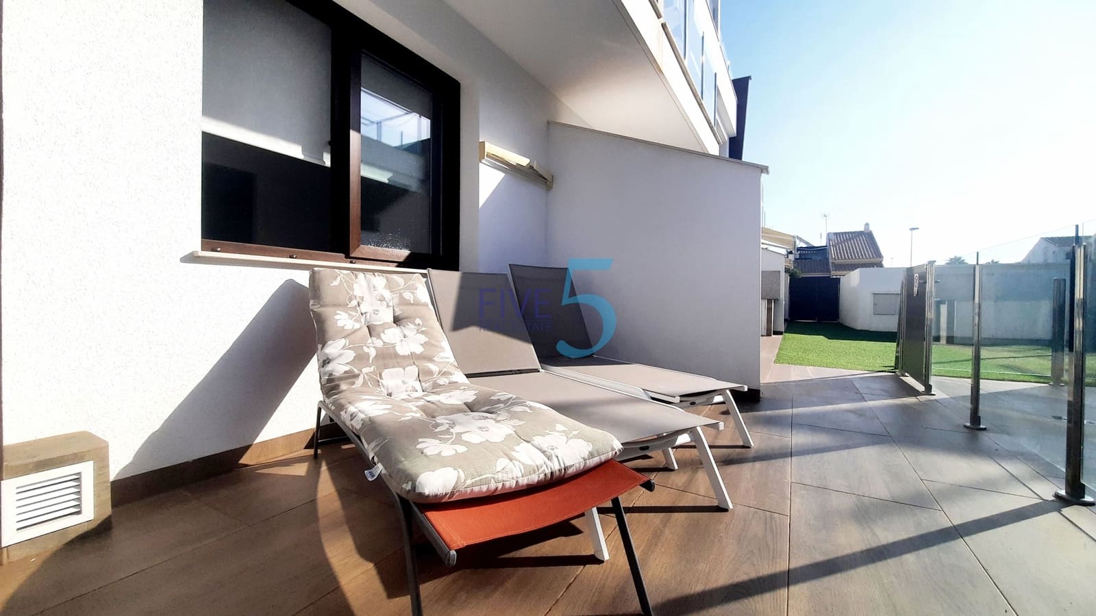 Apartamento de 2 habitaciones en San Pedro del Pinatar en venta con piscina garaje - 249.500 € (Ref: 10145093)