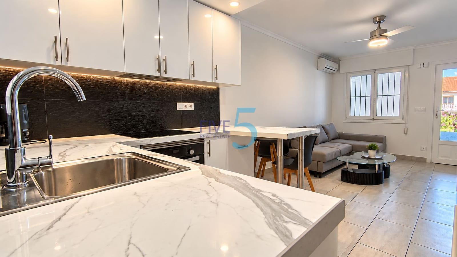 2 sypialnia Bungalow na sprzedaż w Torrevieja - 118 950 € (Ref: 10145638)