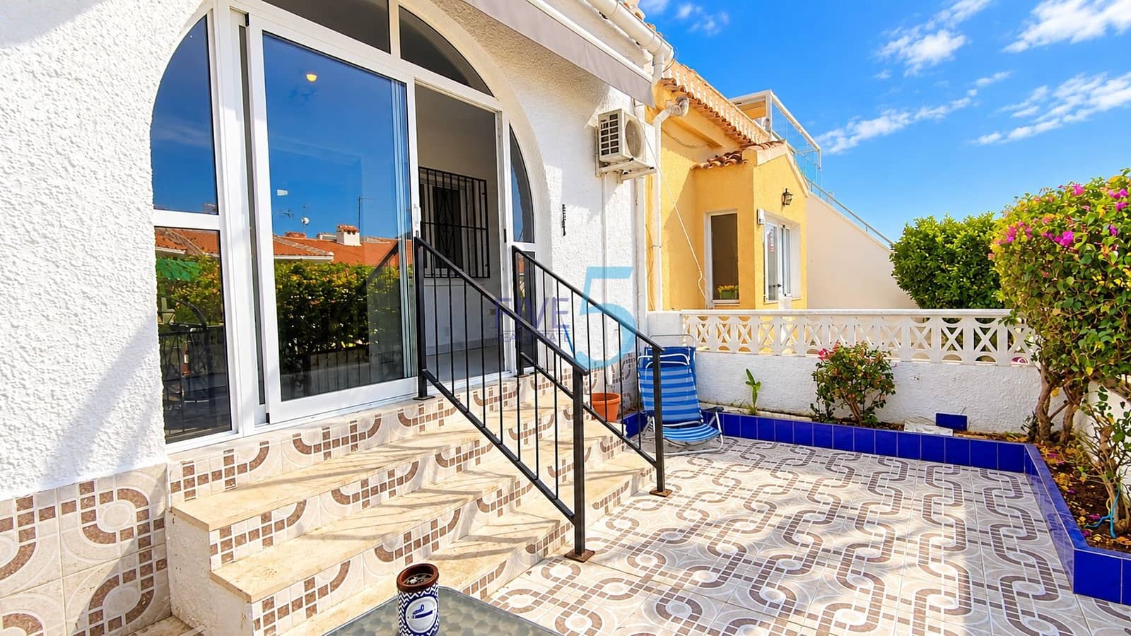 2 sypialnia Bungalow na sprzedaż w Torrevieja - 118 950 € (Ref: 10145638)