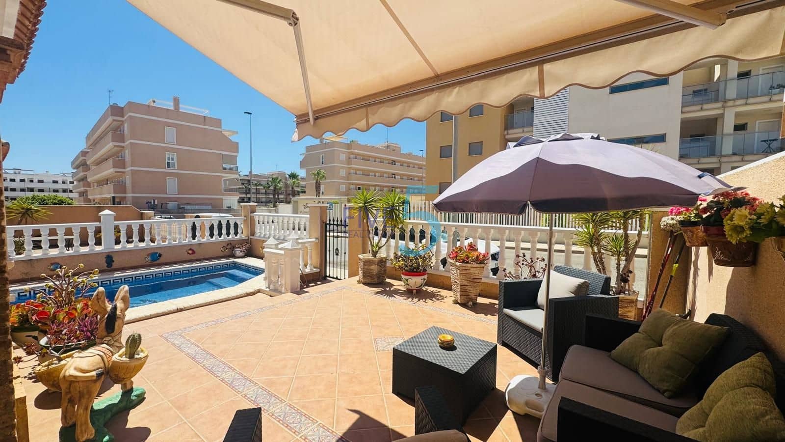 2 chambre Maison de Ville à vendre à Villamartin avec piscine - 250 000 € (Ref: 10145639)