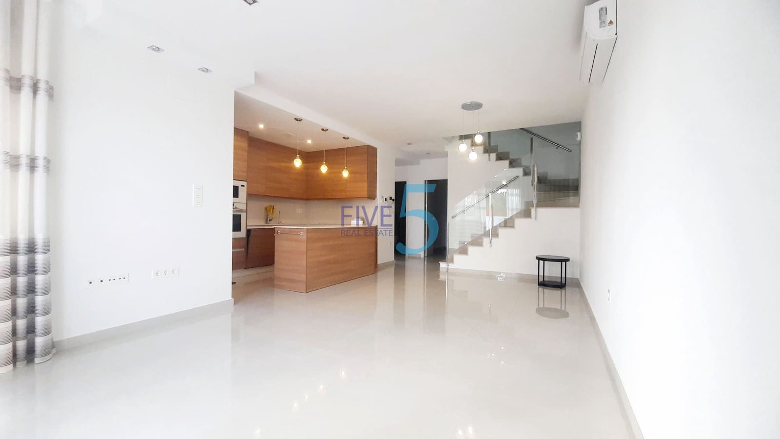 3 soveværelse Villa til salg i Torre de la Horadada med swimmingpool garage - € 605.000 (Ref: 10147408)
