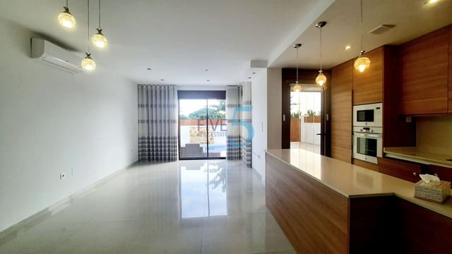 3 soveværelse Villa til salg i Torre de la Horadada, Pilar de la Horadada med swimmingpool garage - € 605.000 (Ref: 10147408)