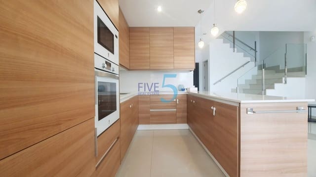 3 soveværelse Villa til salg i Torre de la Horadada, Pilar de la Horadada med swimmingpool garage - € 605.000 (Ref: 10147408)