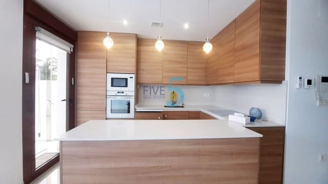 3 soveværelse Villa til salg i Torre de la Horadada, Pilar de la Horadada med swimmingpool garage - € 605.000 (Ref: 10147408)