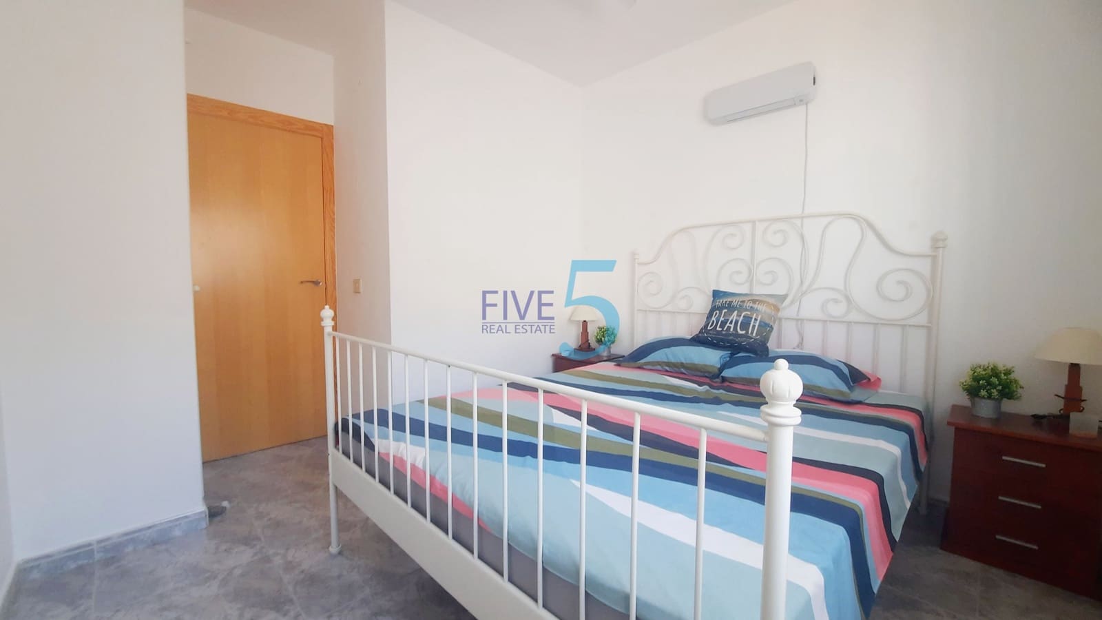 4 sovrum Semi-fristående Villa till salu i Los Alcazares med garage - 195 000 € (Ref: 10148895)
