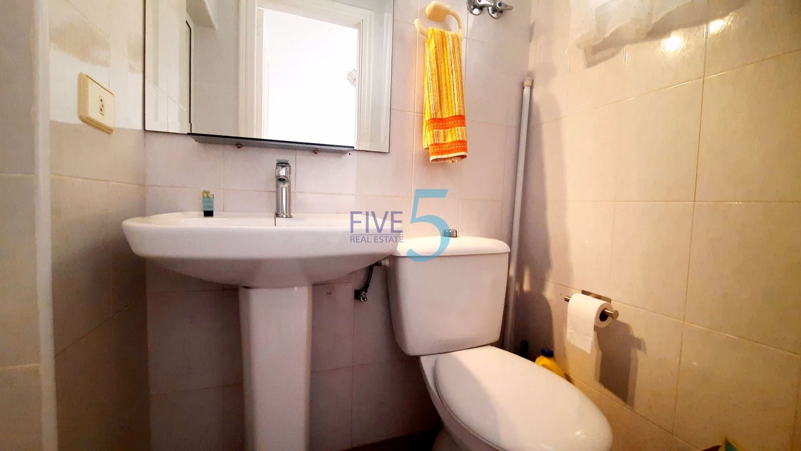 4 sovrum Semi-fristående Villa till salu i Los Alcazares med garage - 195 000 € (Ref: 10148895)