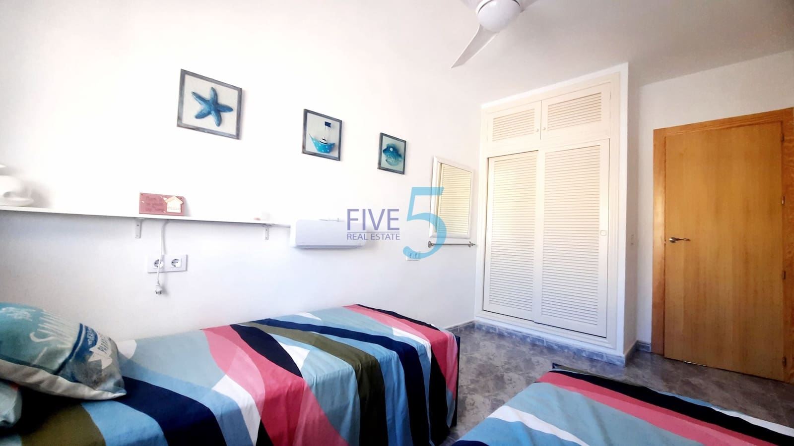 4 sovrum Semi-fristående Villa till salu i Los Alcazares med garage - 195 000 € (Ref: 10148895)