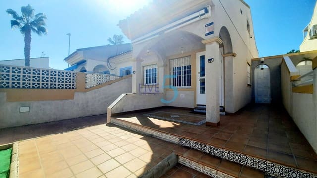 4 sovrum Semi-fristående Villa till salu i Los Alcázares med garage - 195 000 € (Ref: 10148895)