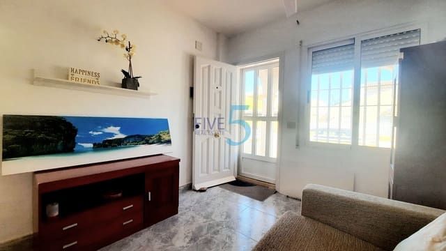 4 sovrum Semi-fristående Villa till salu i Los Alcázares med garage - 195 000 € (Ref: 10148895)