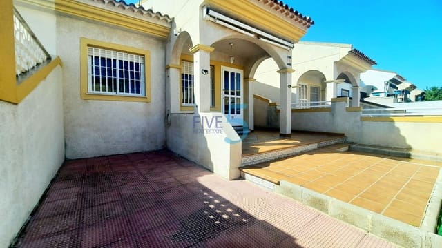 4 sovrum Semi-fristående Villa till salu i Los Alcázares med garage - 195 000 € (Ref: 10148895)