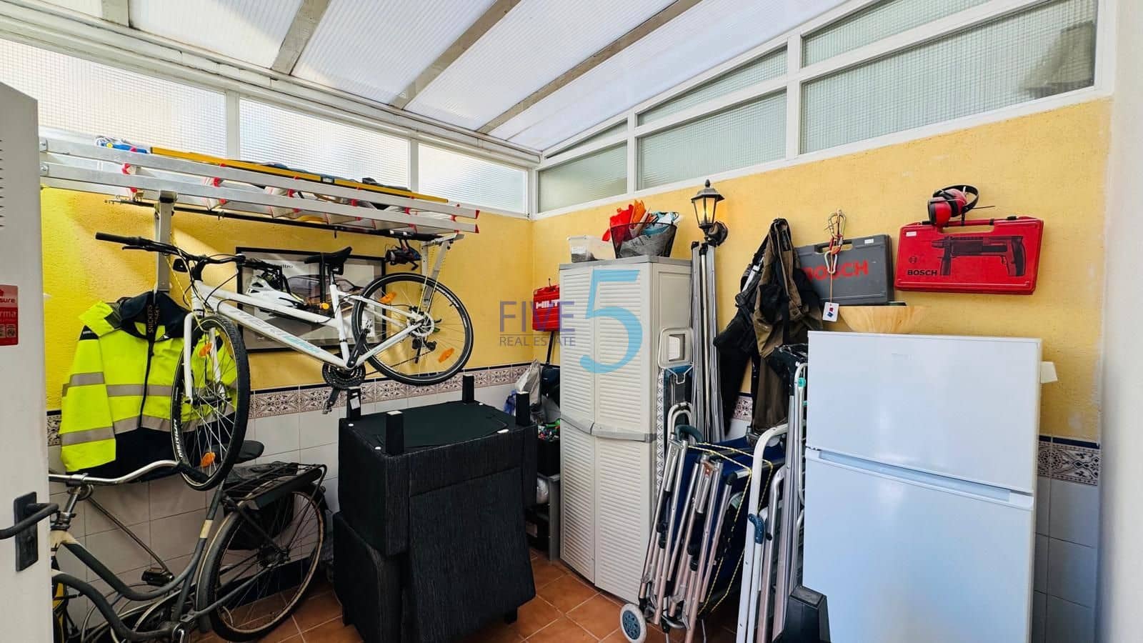Chalet de 3 habitaciones en Dehesa de Campoamor en venta con piscina garaje - 360.000 € (Ref: 10149343)