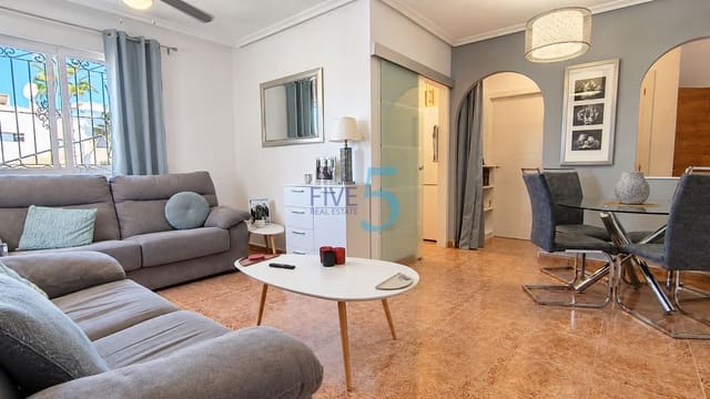 3 soverom Villa til salgs i Vistabella, Orihuela med svømmebasseng - € 235 000 (Ref: 10153164)