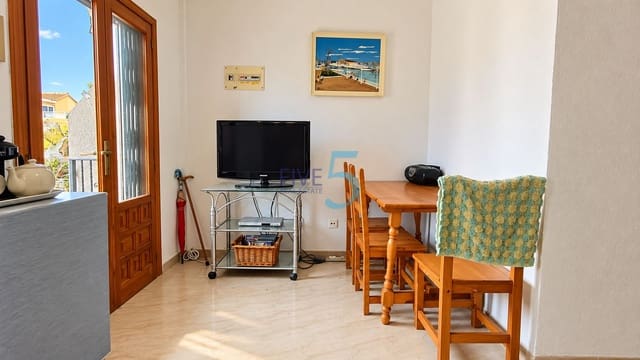1 makuuhuone Huoneisto myytävänä paikassa Torrevieja mukana uima-altaan - 74 995 € (Ref: 10153187)