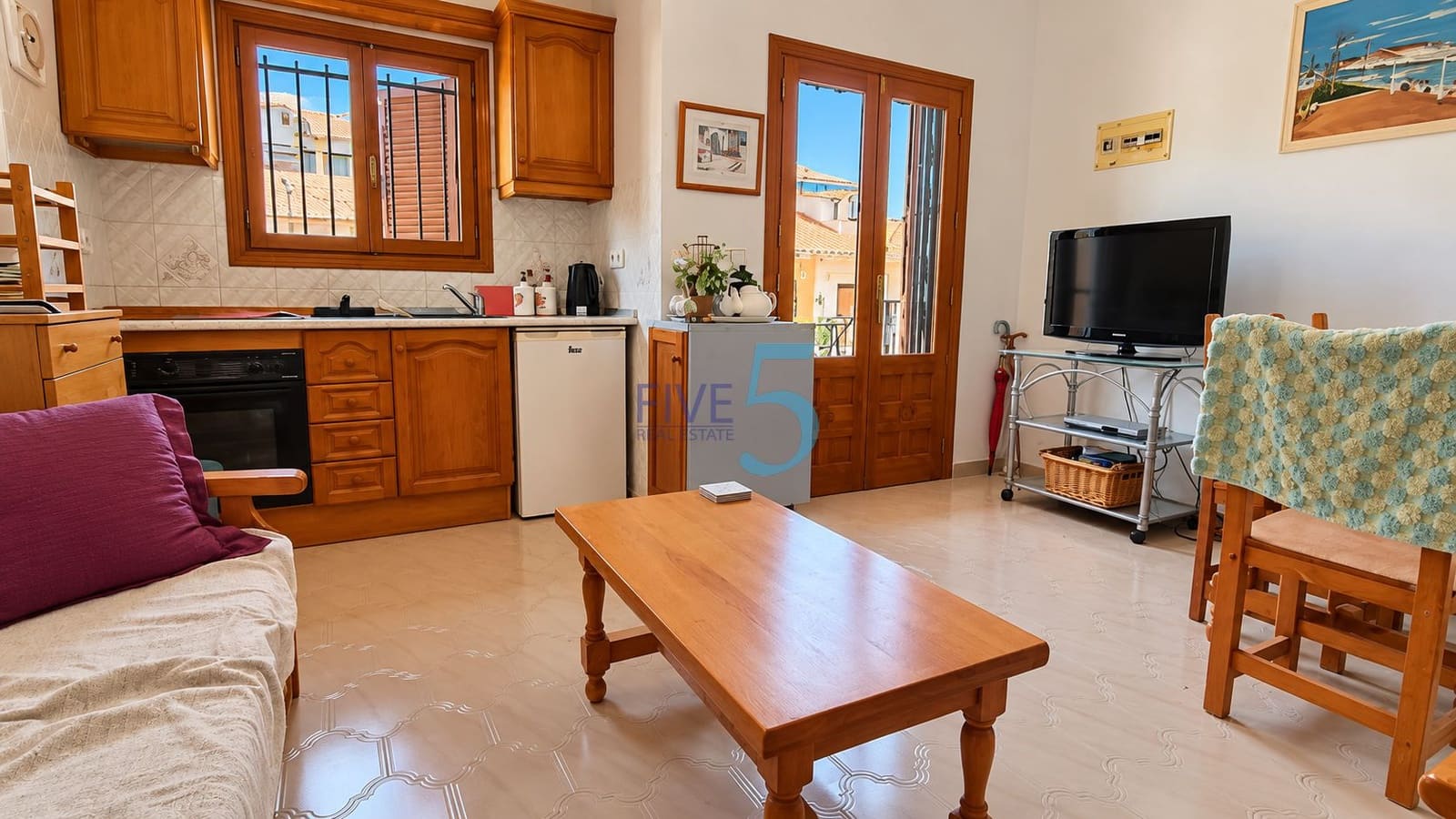 1 makuuhuone Huoneisto myytävänä paikassa Torrevieja mukana uima-altaan - 74 995 € (Ref: 10153187)
