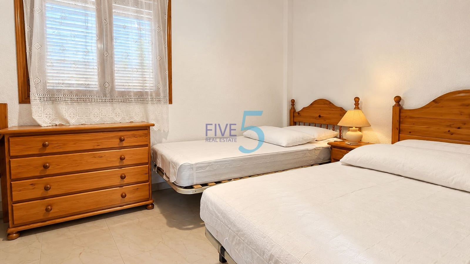 1 makuuhuone Huoneisto myytävänä paikassa Torrevieja mukana uima-altaan - 74 995 € (Ref: 10153187)