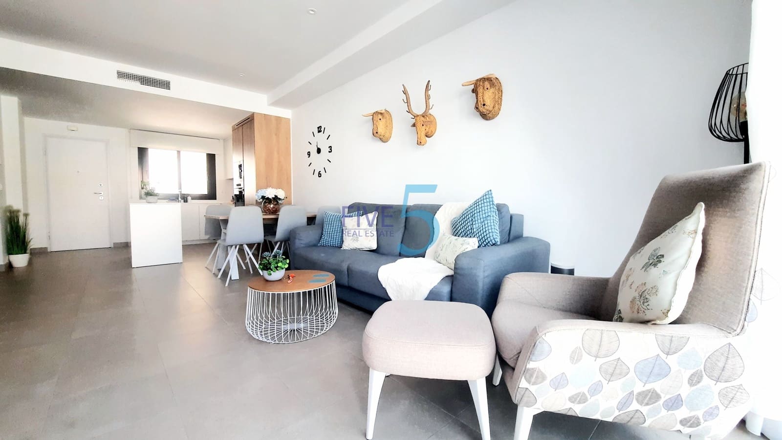 2 soverom Leilighet til salgs i Pilar de la Horadada med svømmebasseng garasje - € 245 000 (Ref: 10154493)