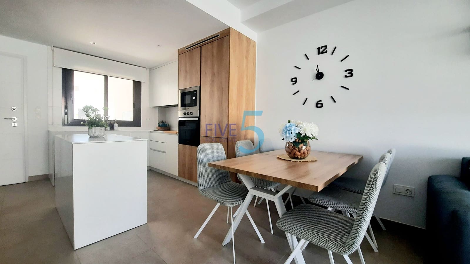 2 soverom Leilighet til salgs i Pilar de la Horadada med svømmebasseng garasje - € 245 000 (Ref: 10154493)