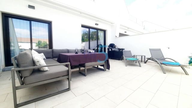 2 soverom Leilighet til salgs i Pilar de la Horadada med svømmebasseng garasje - € 245 000 (Ref: 10154493)