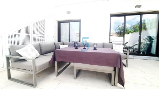2 soverom Leilighet til salgs i Pilar de la Horadada med svømmebasseng garasje - € 245 000 (Ref: 10154493)