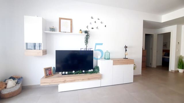 2 soverom Leilighet til salgs i Pilar de la Horadada med svømmebasseng garasje - € 245 000 (Ref: 10154493)
