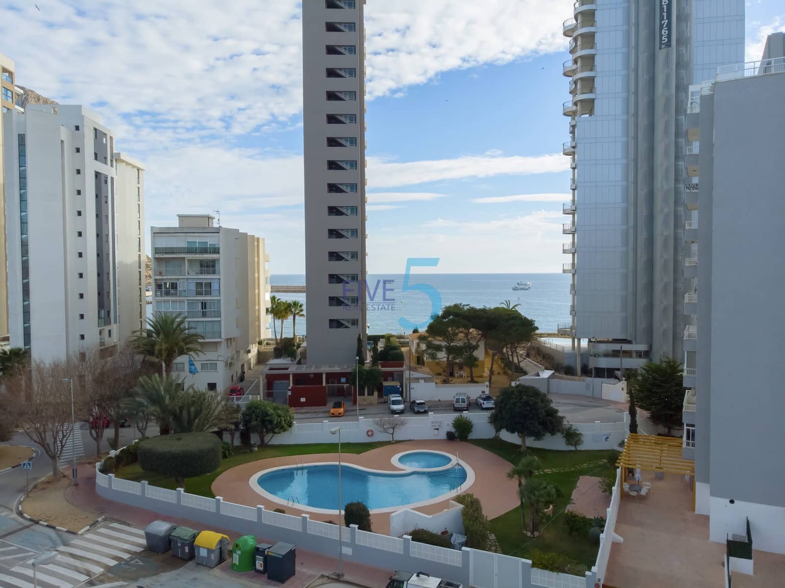 3 slaapkamer Appartement te koop in Calpe / Calp met zwembad garage - € 676.000 (Ref: 10155581)