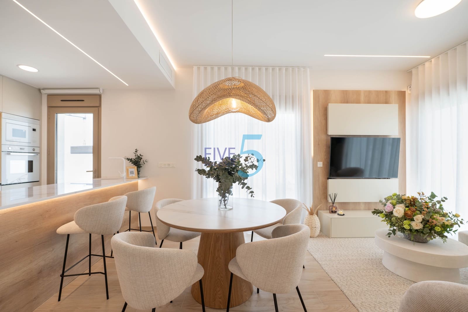 3 sypialnia Apartament na sprzedaż w Los Alcazares z basenem garażem - 469 000 € (Ref: 10155640)