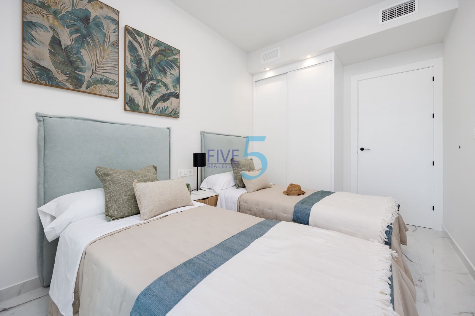 2 slaapkamer Appartement te koop in San Miguel de Salinas met zwembad - € 264.000 (Ref: 10155664)