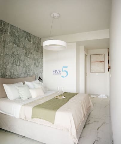 2 soveværelse Lejlighed til salg i Alicante by med swimmingpool - € 314.000 (Ref: 10155679)