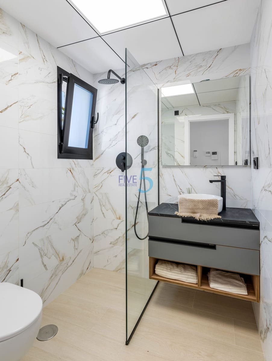 2 slaapkamer Appartement te koop in Guardamar del Segura met zwembad - € 222.000 (Ref: 10155713)