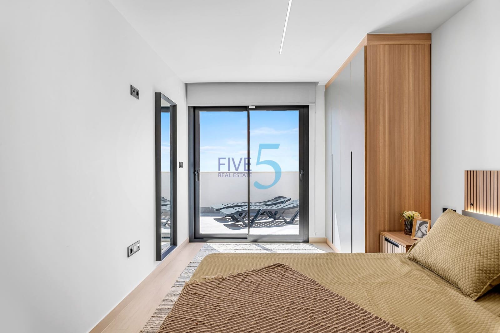 2 slaapkamer Appartement te koop in Guardamar del Segura met zwembad - € 222.000 (Ref: 10155713)