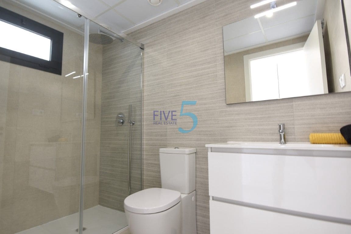 2 slaapkamer Appartement te koop in San Miguel de Salinas met zwembad - € 245.000 (Ref: 10155731)