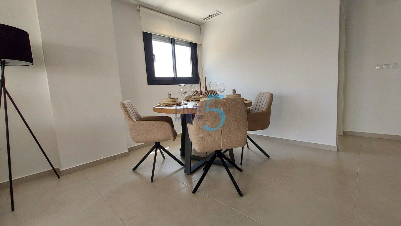 2 slaapkamer Appartement te koop in San Miguel de Salinas met zwembad - € 245.000 (Ref: 10155731)