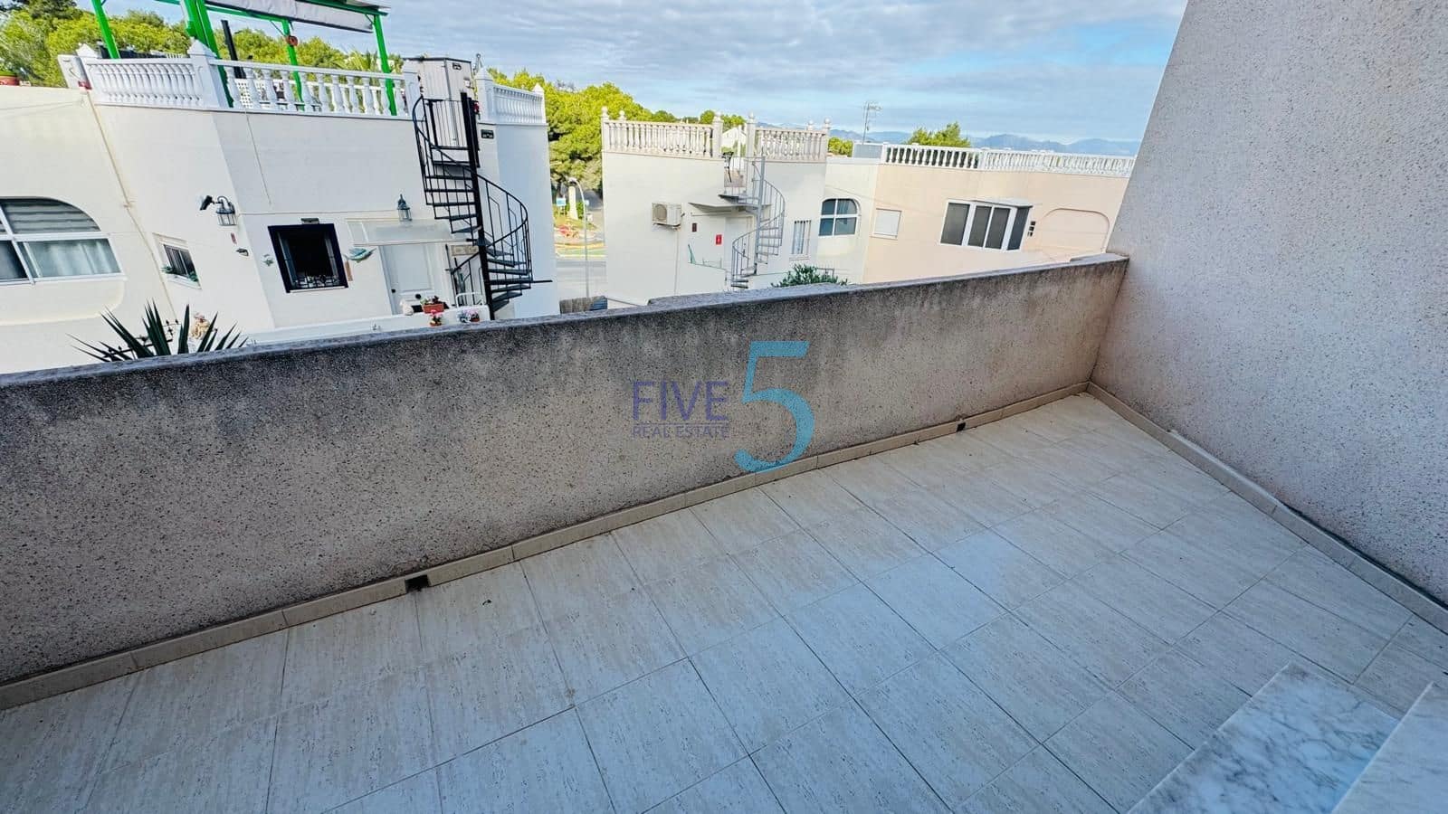 1 soverom Leilighet til salgs i San Miguel de Salinas med garasje - € 79 900 (Ref: 10155925)