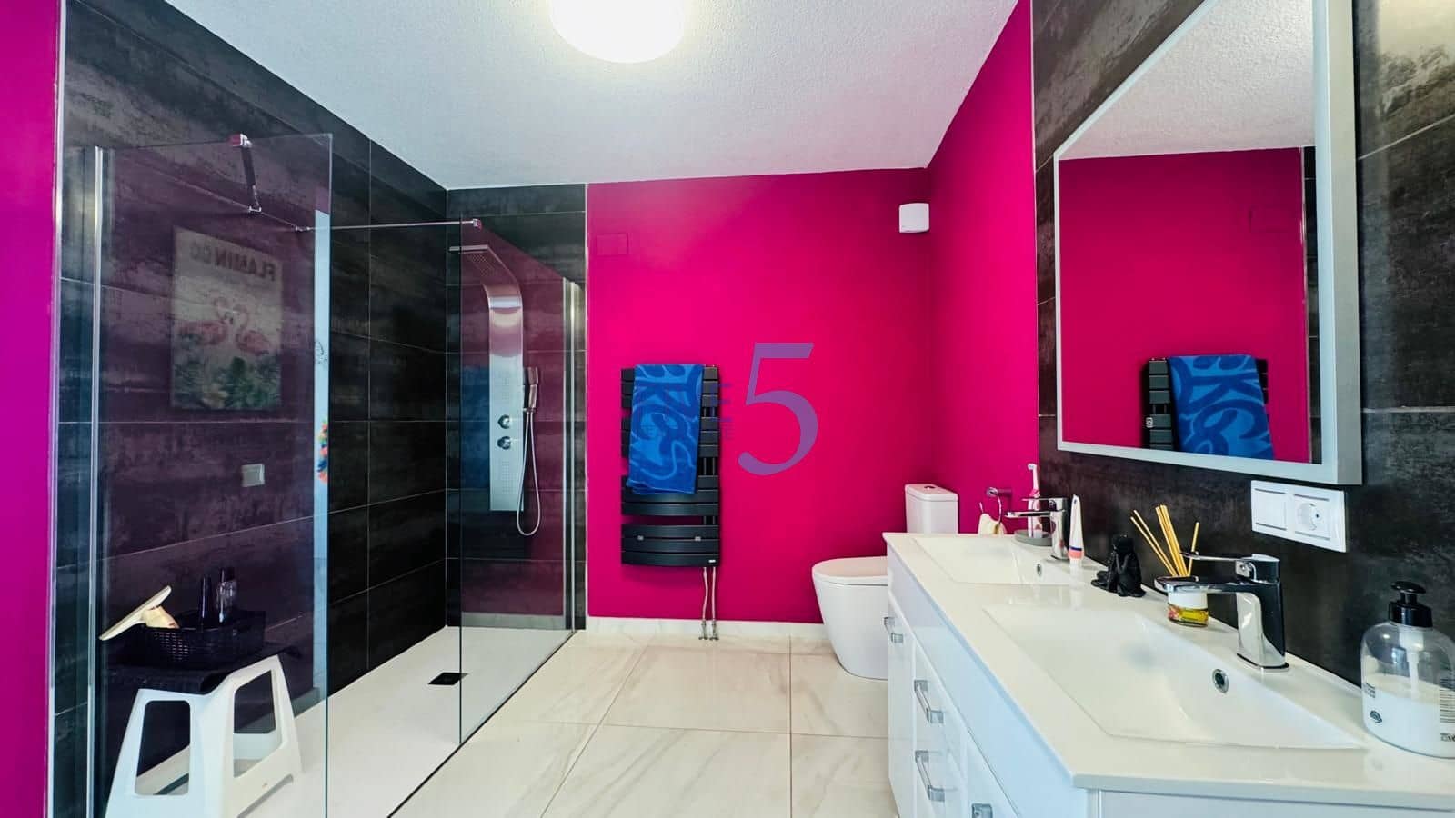 4 camera da letto Villa in vendita in Villamartin con piscina garage - 530.000 € (Rif: 10155927)