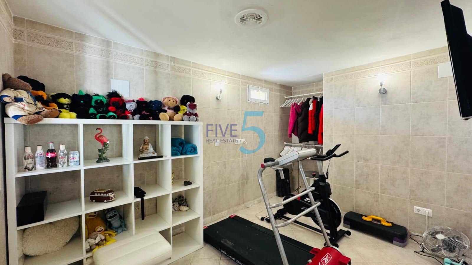 4 camera da letto Villa in vendita in Villamartin con piscina garage - 530.000 € (Rif: 10155927)