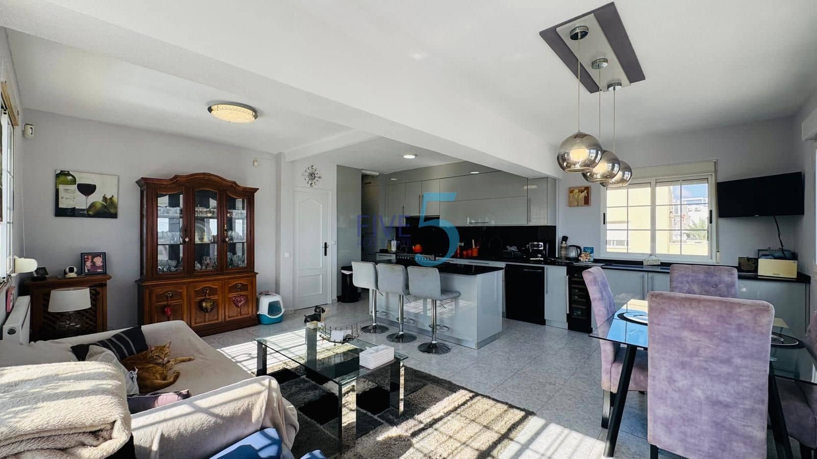 4 camera da letto Villa in vendita in Villamartin con piscina garage - 530.000 € (Rif: 10155927)