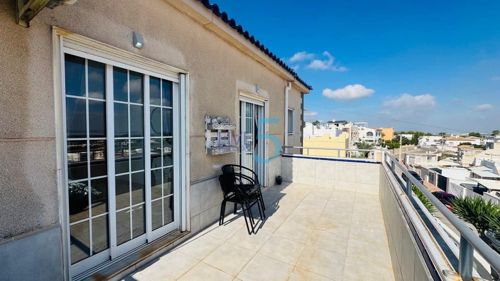 4 camera da letto Villa in vendita in Villamartin con piscina garage - 530.000 € (Rif: 10155927)