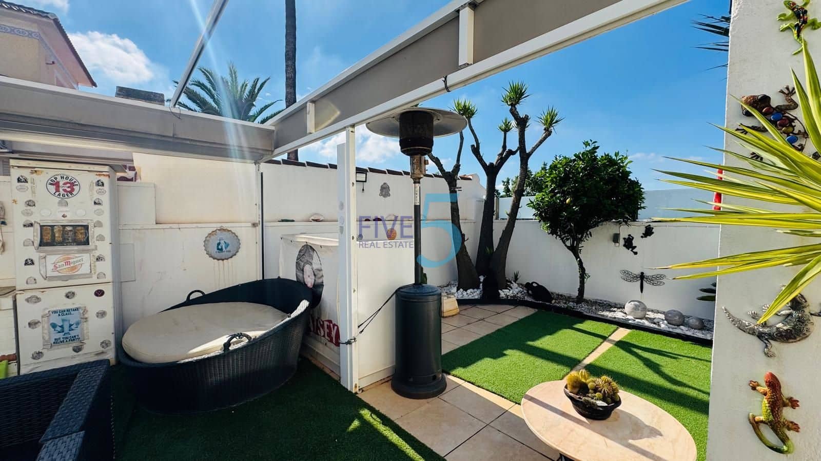 4 camera da letto Villa in vendita in Villamartin con piscina garage - 530.000 € (Rif: 10155927)