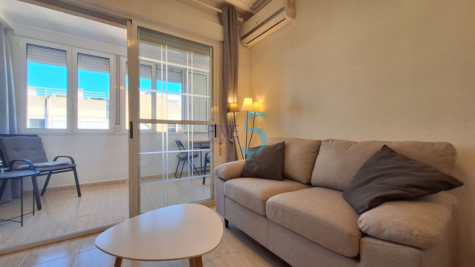 2 bedroom Apartment for sale in Torrevieja with pool garage - € 119,500 (Ref: 10155928)