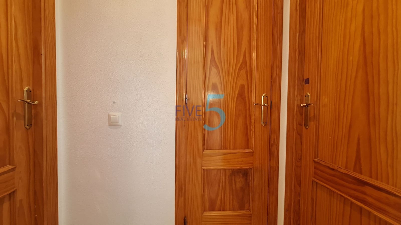 2 bedroom Apartment for sale in Torrevieja with pool garage - € 119,500 (Ref: 10155928)