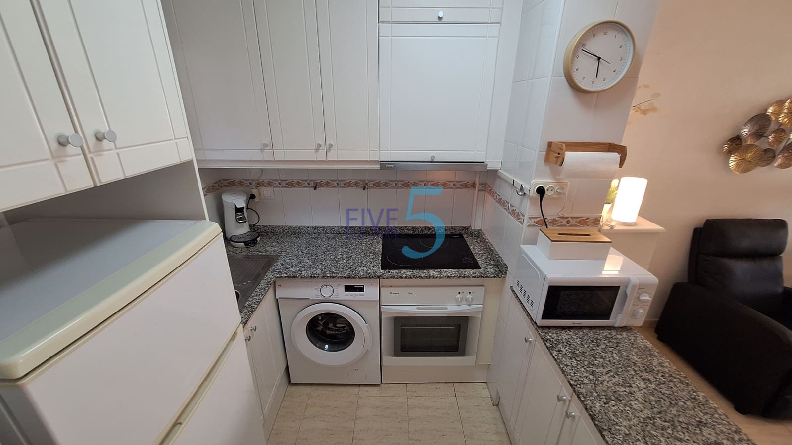 2 bedroom Apartment for sale in Torrevieja with pool garage - € 119,500 (Ref: 10155928)