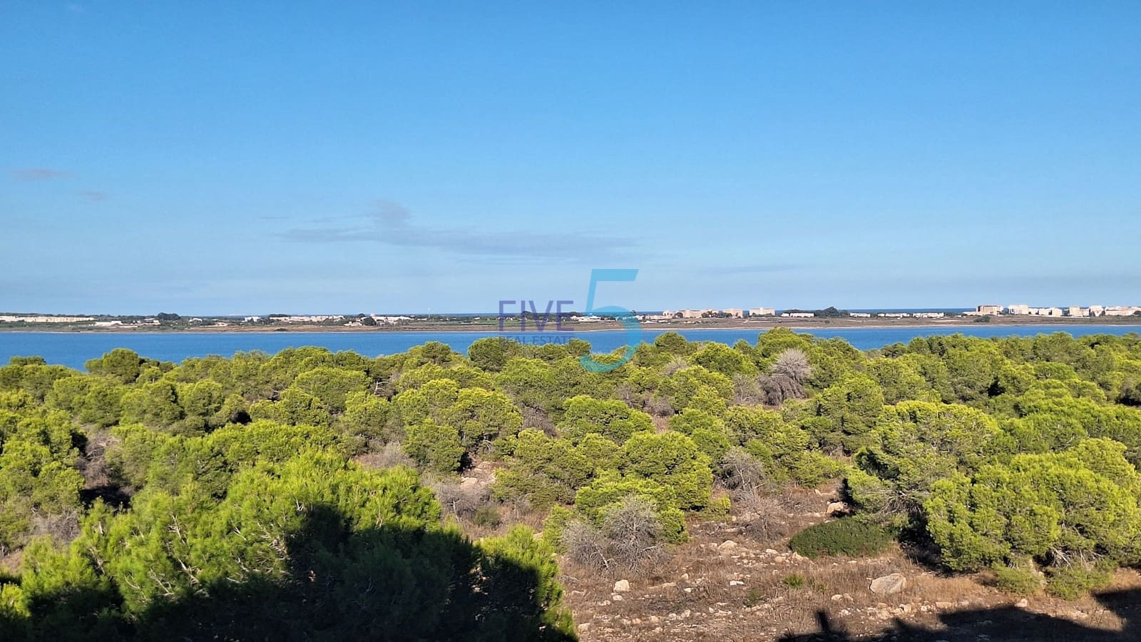 2 bedroom Apartment for sale in Torrevieja with pool garage - € 119,500 (Ref: 10155928)