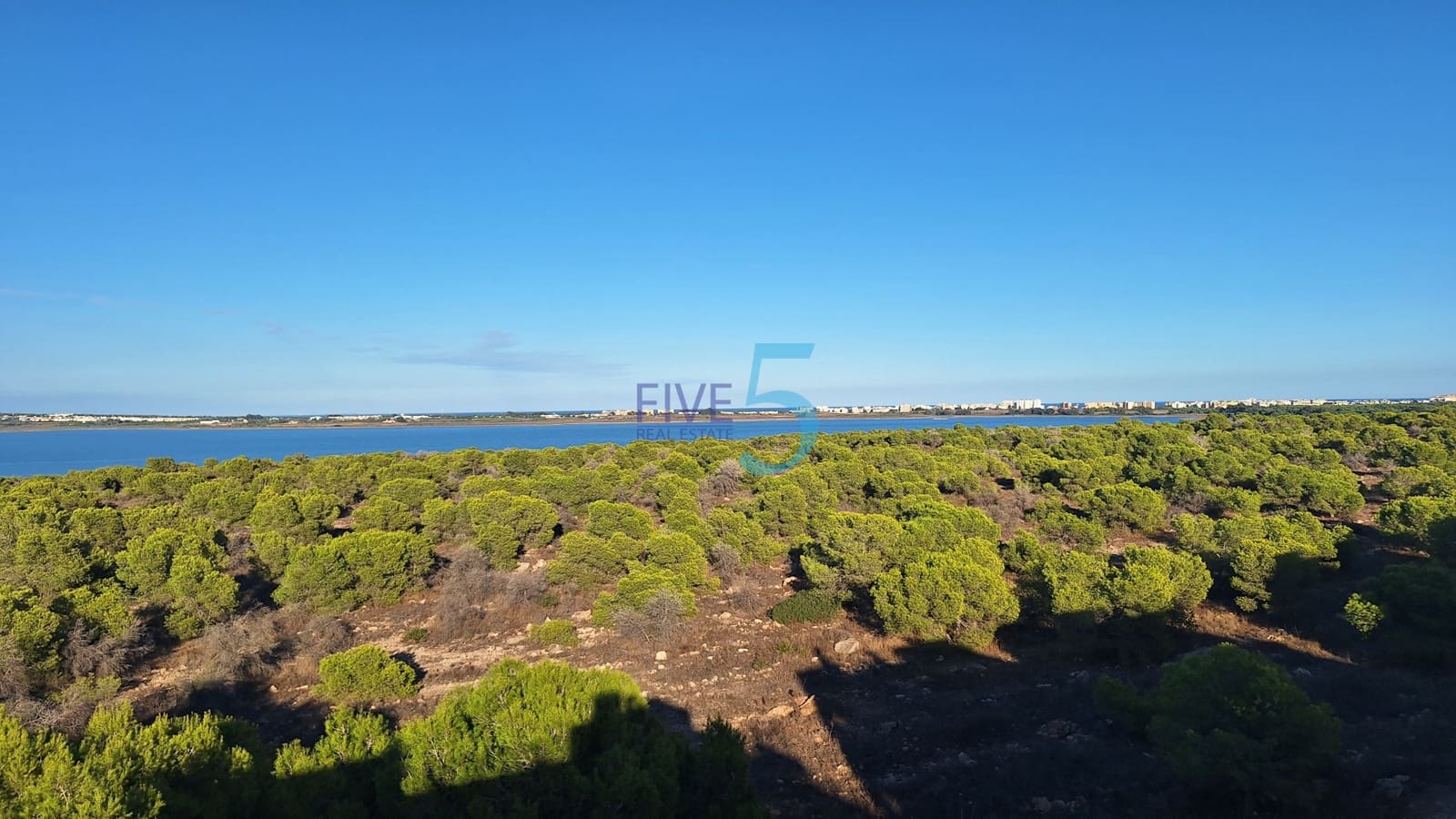 2 bedroom Apartment for sale in Torrevieja with pool garage - € 119,500 (Ref: 10155928)