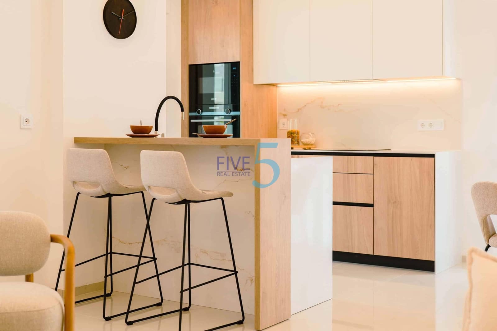 2 bedroom Apartment for sale in Rojales with pool garage - € 325,000 (Ref: 10155954)
