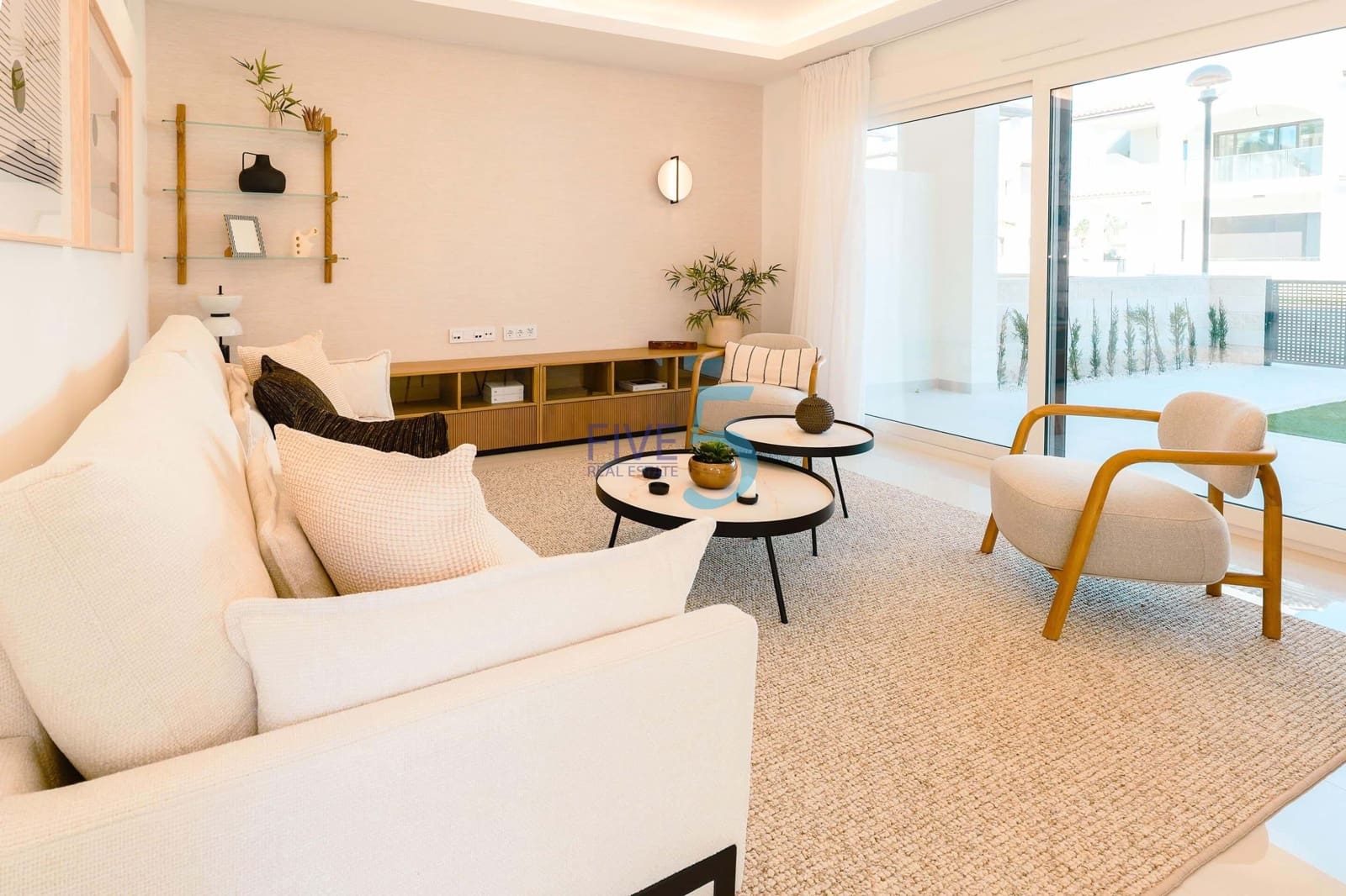 2 bedroom Apartment for sale in Rojales with pool garage - € 325,000 (Ref: 10155954)