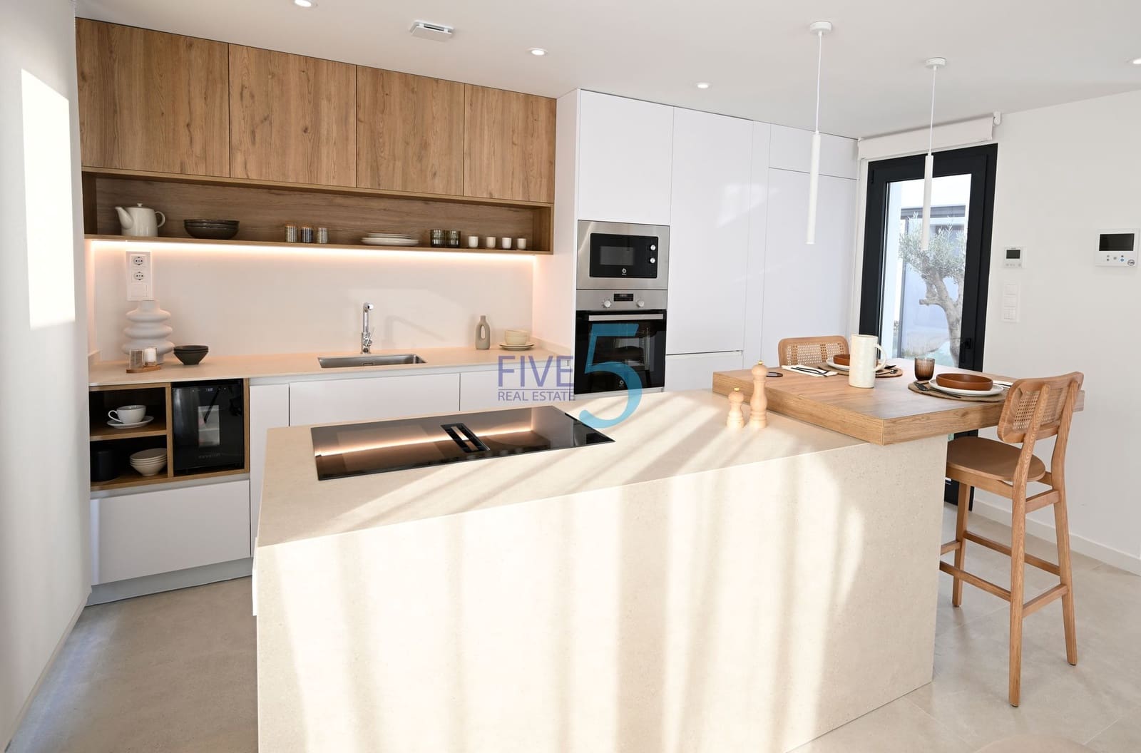 3 sypialnia Willa na sprzedaż w Banos y Mendigo z basenem - 499 900 € (Ref: 10155959)