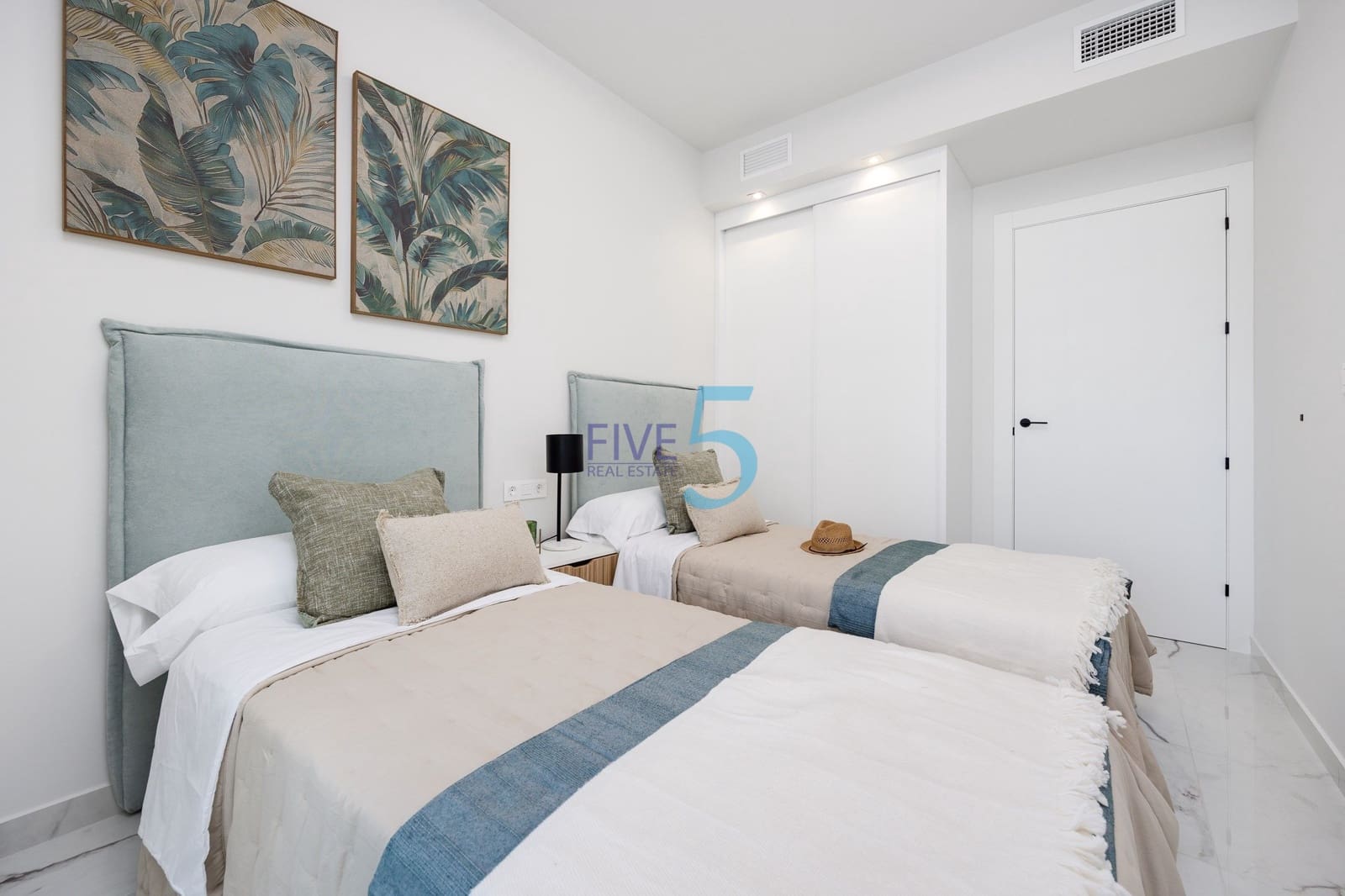 2 slaapkamer Appartement te koop in San Miguel de Salinas met zwembad - € 244.000 (Ref: 10155973)